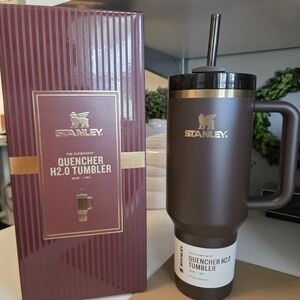 NEW IN BOX LIMITED EDITION Stanley Chocolate Gold Tumbler